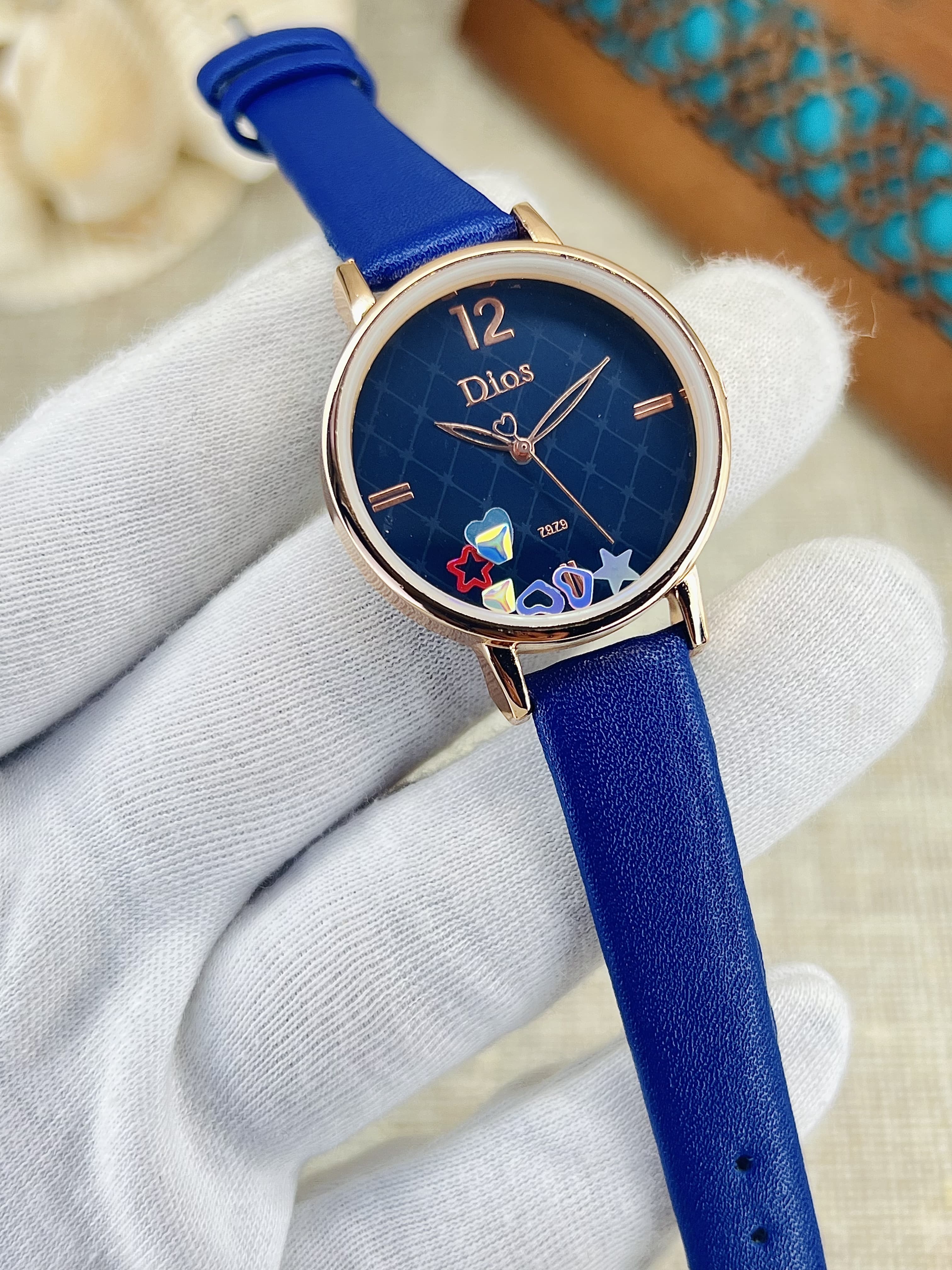 OIMG Disu Simple Design Fashion Luxury Star Lady Watch Bracelet Crystal Quartz Women'S Watch Dress Casual Watch