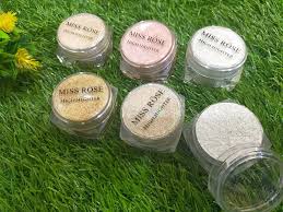 pack of 1 mini eyeshadow and highlighter 6 amazing diffrent shades