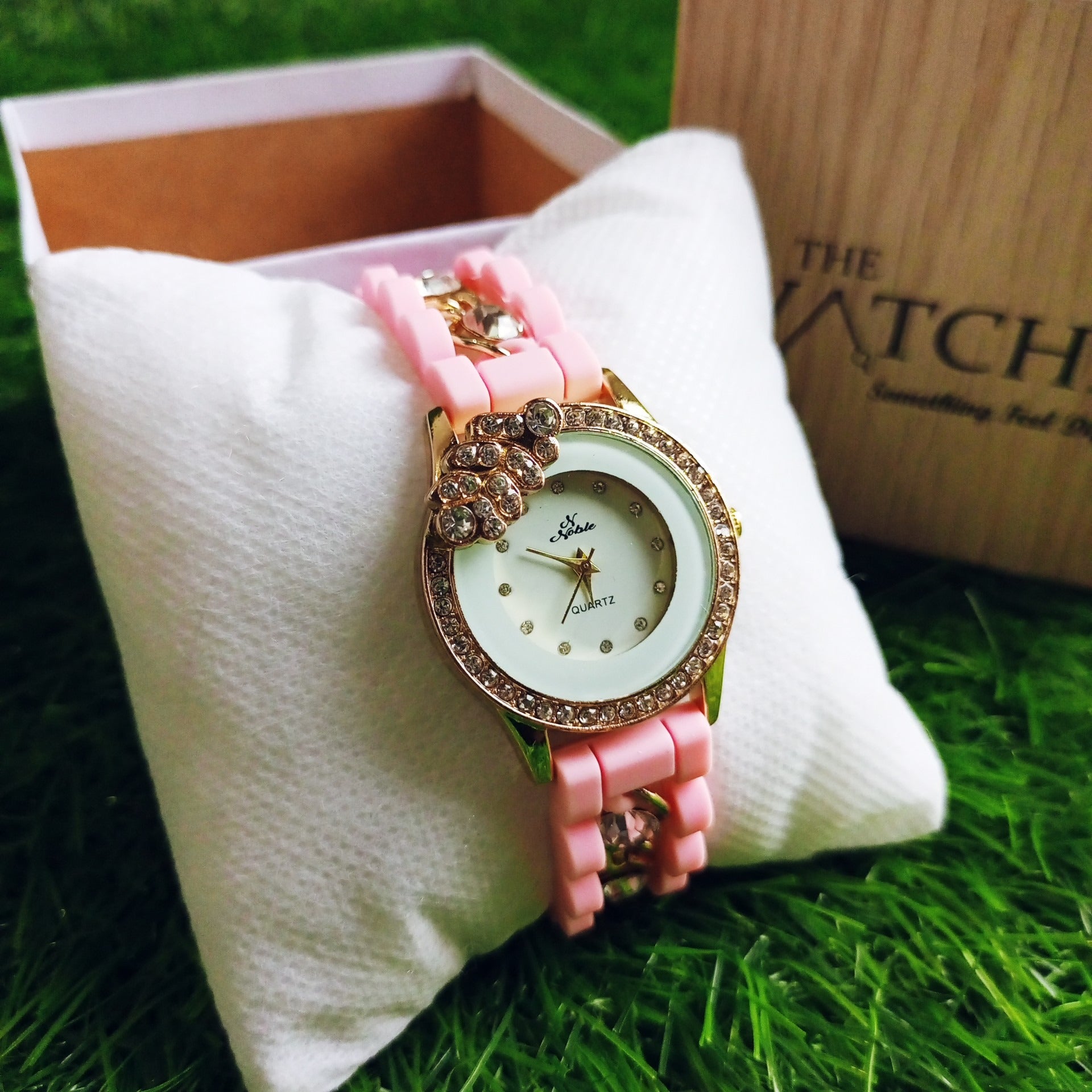 Watch Fashion Quartz Clock Square Dial Luxury Brand Design for girls Watches Simple Ladies Wrist Watch
